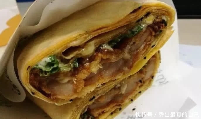 被名字“毁了”的4个小吃,臭豆腐不算啥,牛粪火锅谁顶得住啊