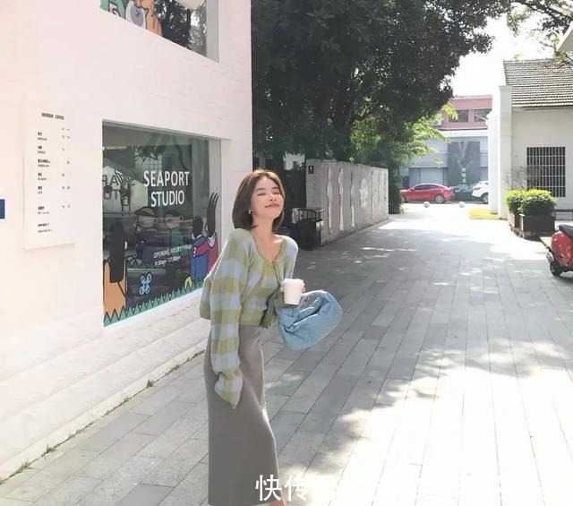 碎花裙 初秋第一件外套,今年流行这4款,谁穿谁美!