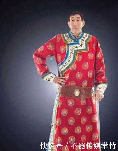 第一高人鲍喜顺:不顾医生劝阻坚持让美娇妻生子,如今下场真解恨