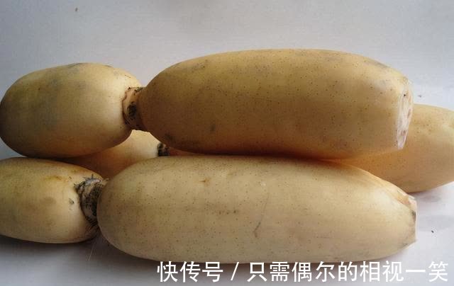 莲藕一焯水就发黑？多做这1步，藕片白净脆爽更入味