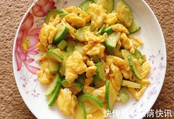 西葫芦|春节过后教你几道香而不腻的家常菜,荤素搭配营养好,好做又好吃