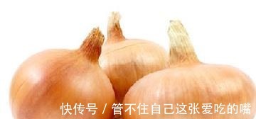 洋葱养生菜推荐凉拌洋葱和洋葱拌黄豆的做法！