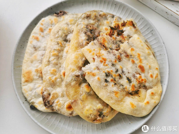 油酥|吃了会上瘾的梅干菜饼，不需要发面，不需要油酥，又香又脆真好吃