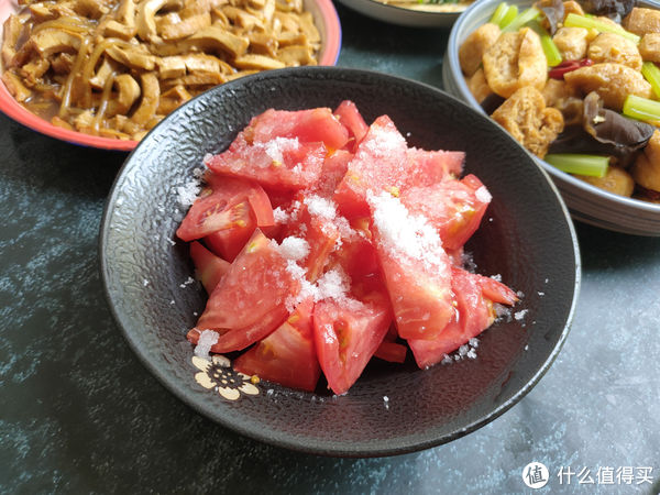 精明主妇做四菜一汤,花费不到10元钱,网友:会过日子、真节俭