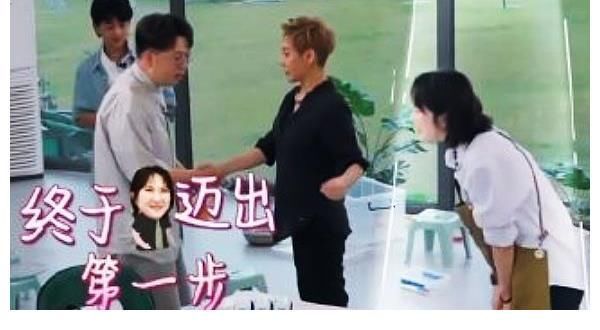 姚安娜毫無公主病,《中餐廳》表現(xiàn)太拘謹,面對明星來客不知所措