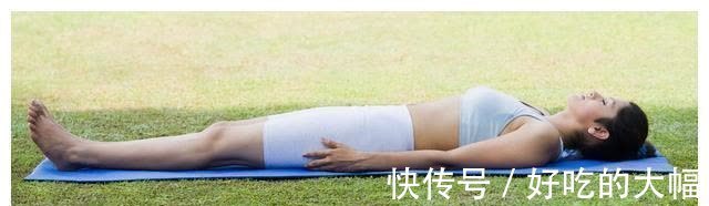 学员|瑜伽最简单也最难的体式你知道吗?一定要有这三点的参与才练对了