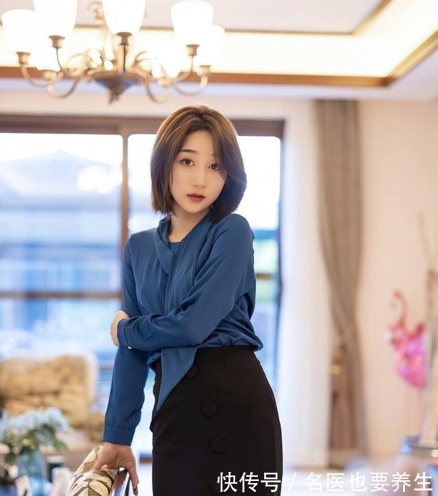 衬衫搭配 衬衫搭配高腰裙,让你从土妞变成时尚女人,魅力更胜一筹!