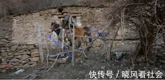 年度最佳综艺纪录片，钟汉良重走长征路，在雪山上致敬先辈