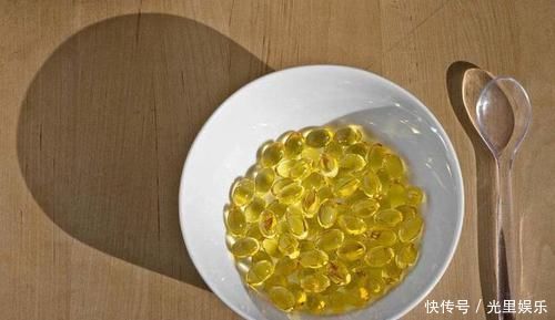 减肥瘦身|女性不想提前衰老,建议吃4种食物,减肥瘦身,气色越来越好