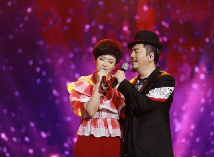 黄国伦|最惨的鸟巢演唱会，亏损千万，演出后和老婆抱头哭成一团