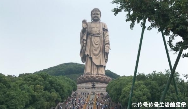 佛教|中国“最高傲”的景区，门票210元从未降过价，游客却络绎不绝