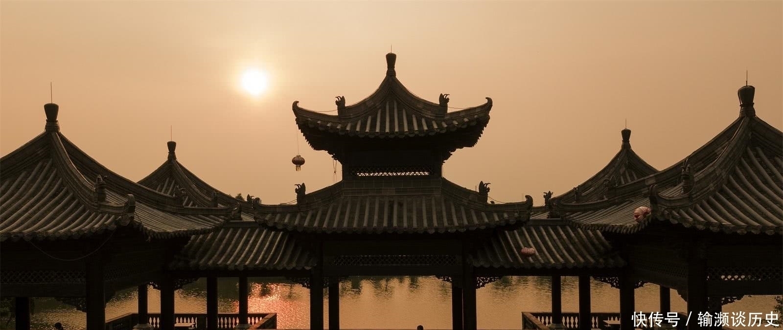 题目|元代著名画家的一首小令，美得心醉，从开篇美到结尾，连题目都美