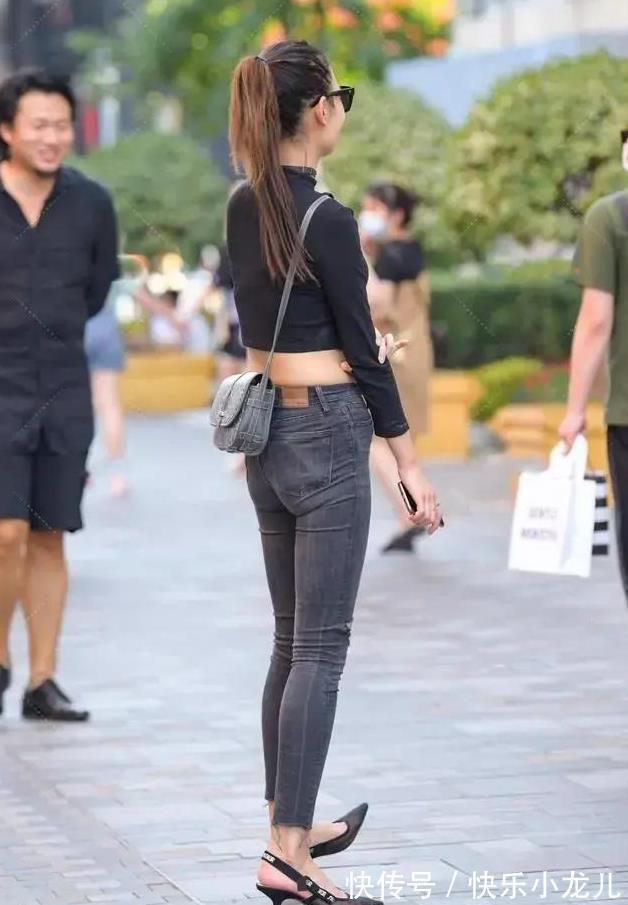 大长腿 看起来像个好妻子模样,爱上她会是多么甜蜜,想想都会整夜失眠