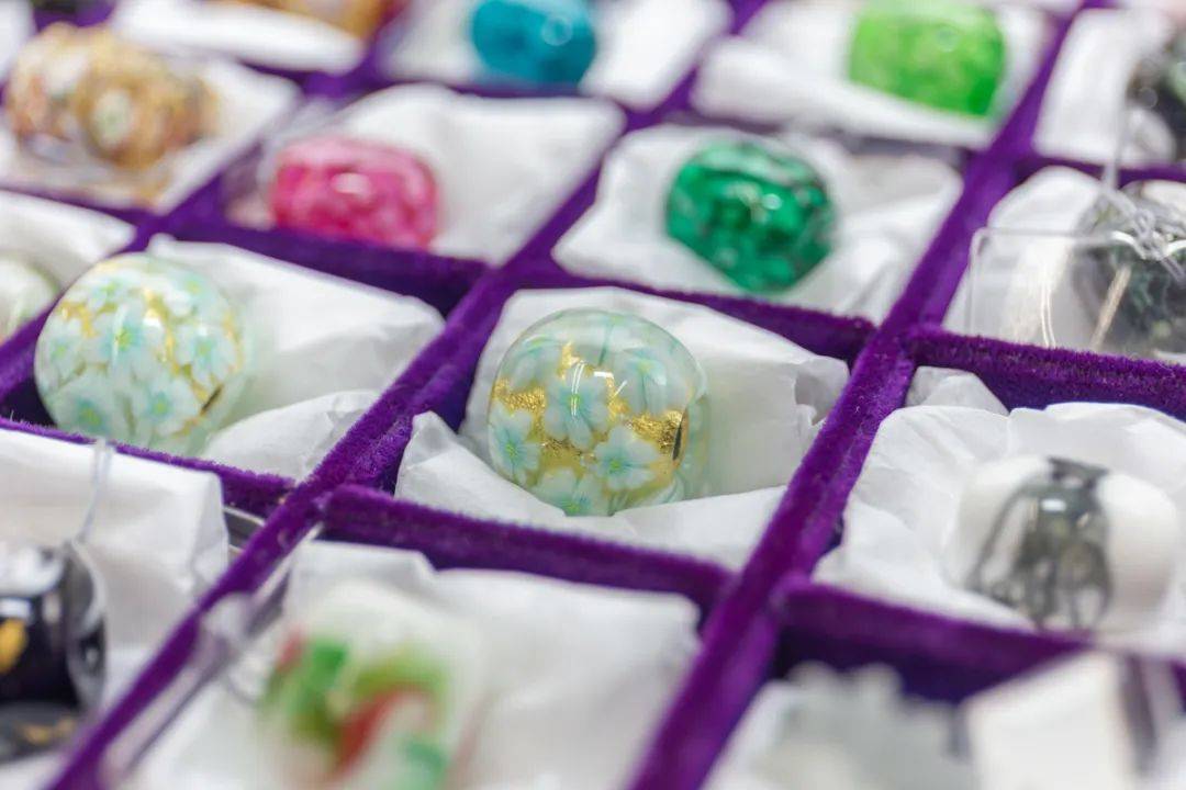 玻璃珠#他在玻璃中作画,将微小世界的美展现得淋漓尽致!