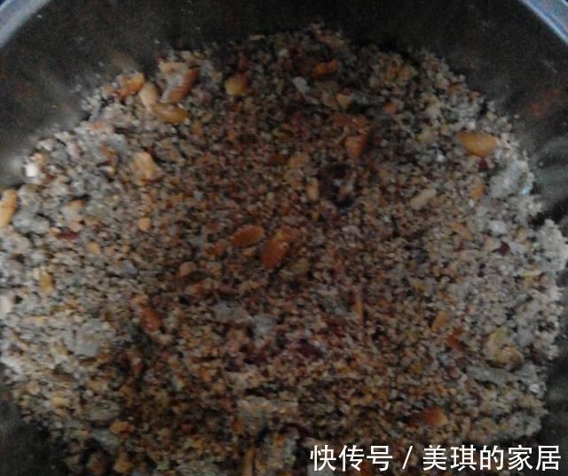 蛋液|老式提浆五仁月饼,皮酥脆馅香甜,味道一点都不腻,太好吃了