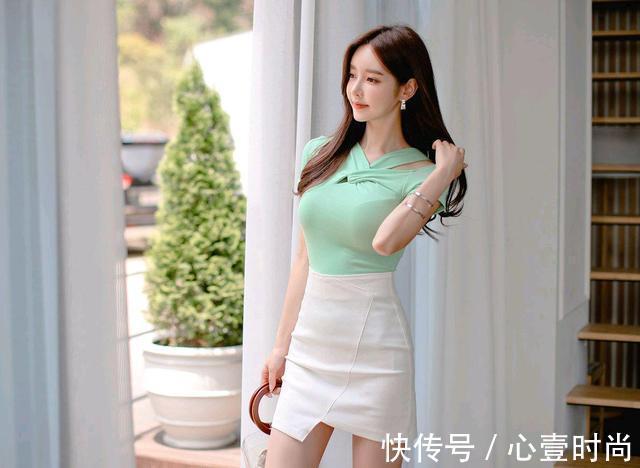 休闲裙|女神孙允珠高清时尚搭配:薄荷果绿交叉裹胸半袖休闲裙