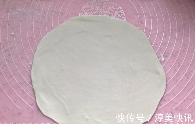 自从学会这饼做法，我家1周1袋面，三天两头做一次，外酥里嫩太香