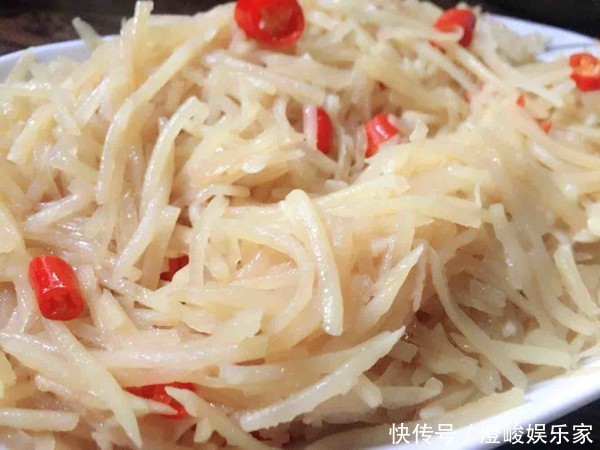 炒土豆丝,有人焯水有人直接炒全错了,这才是土豆丝正确的做法