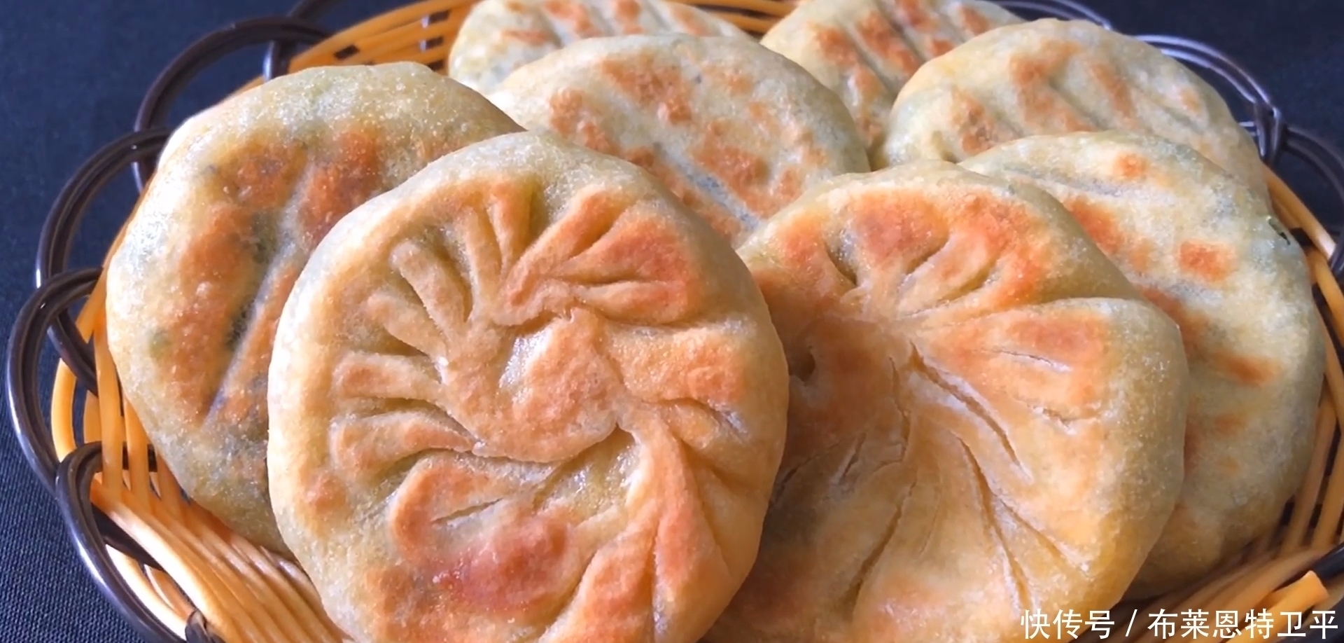 玉米面新吃法,做早餐特别香,我家三天两头做,简单营养又健康