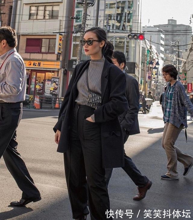 大腿|史上“最省钱博主”来了！身高只有158cm腿还粗，却靠穿搭火出圈！