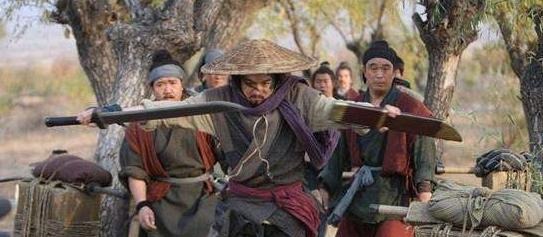 杨志东京#杨志杀了牛二后就去官府自首,牛二到底什么背景说出来你都不信!