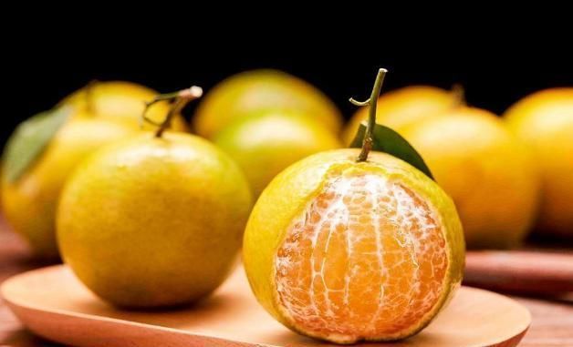 吉祥果|今年冬季实在太冷了很多人感冒,多吃3种富贵果,寓意健康长寿