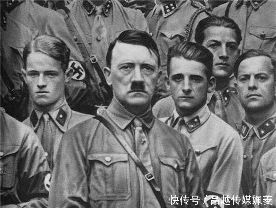 牙刷胡|希特勒鼻子下留下一撮毛，日本人也效仿，给出原因令人哭笑不得