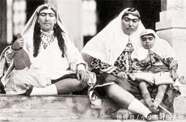 波斯“第一美女”肌肉结实,体毛浓厚,追求者为博她笑大打出手