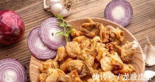 猪油渣很常见，到底能不能吃，吃了有什么好处或坏处？你清楚吗？