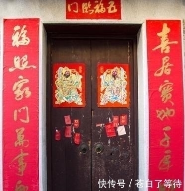 一朵红莲|才女上联“一朵红莲三尺水”,书生巧对下联让才女害羞