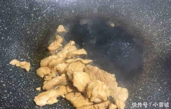 春天来了，这是“小人参”，孩子常吃不生病，个子还能长得快