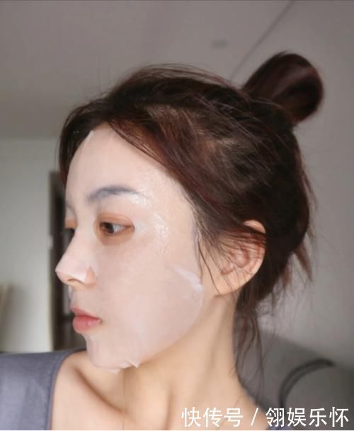 “长期化妆”和“长期素颜”的女生,皮肤差距,真是一目了然