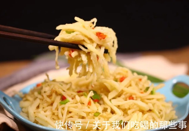 保存土豆别放地上，教你一妙招，放3个月也新鲜，不青不烂不发芽