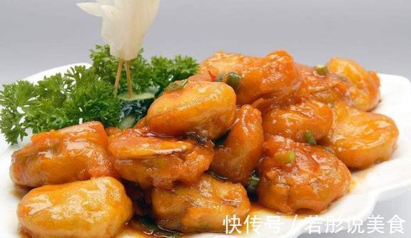 用茄子和鱼肉做出的鱼香茄饼，色泽鲜亮味道好极了