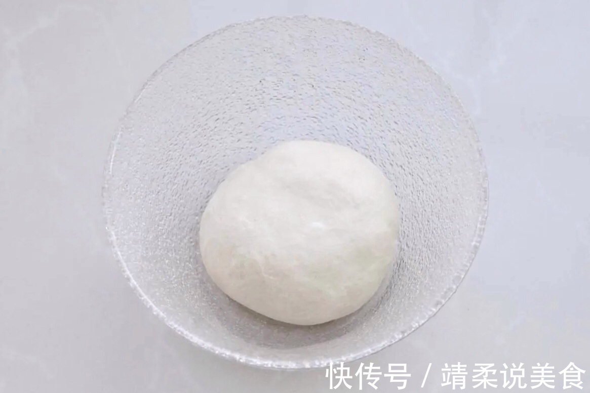 自制美味诱人的大披萨，瀑布拉丝老过瘾了，比必胜客里的还好吃！