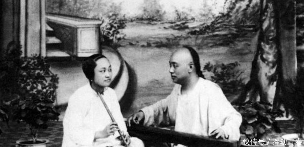 琴棋书画|晚清青楼女性老照片 相貌美丽端庄,精通琴棋书画!