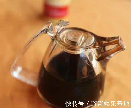 花草生了虫子怎么办不用烦,仅需一个塑料袋,就能解决问题