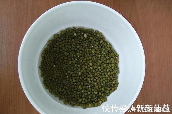 电饭煲|它被称为“失眠克星”，隔三差五吃，晚上睡眠好，跟黑眼圈说拜拜