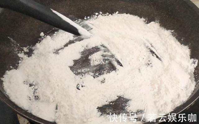 芝士|蛋挞皮不做蛋挞，教你懒人新吃法，外酥里糯，比蛋挞简单又好吃