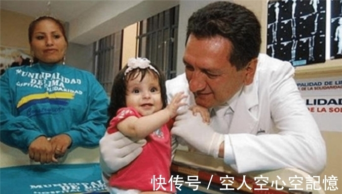 早夭|美国女孩出生患美人鱼症，喜欢在水里，生存十年创造医学奇迹