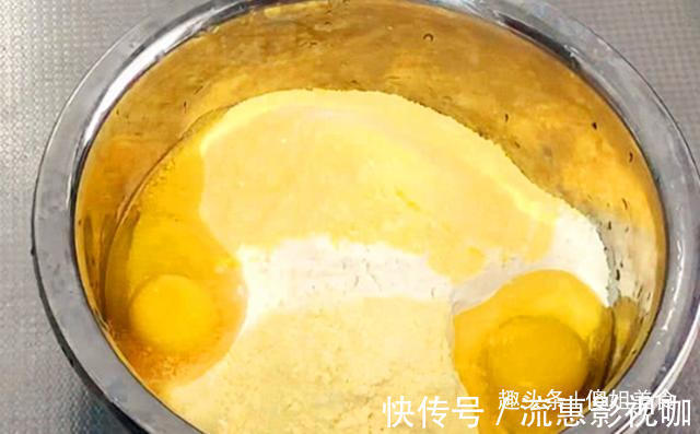 家里有面粉的一定要学着做,上锅一蒸香软可口,出锅孩子们抢着吃