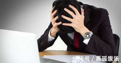 失眠|长期失眠的“帮凶”找到了，晚睡不是最猛的，“它”才是第一名