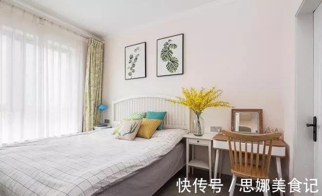 墙面|朋友真会装,一个阳台还能装出个书房,真让人刮目相看!