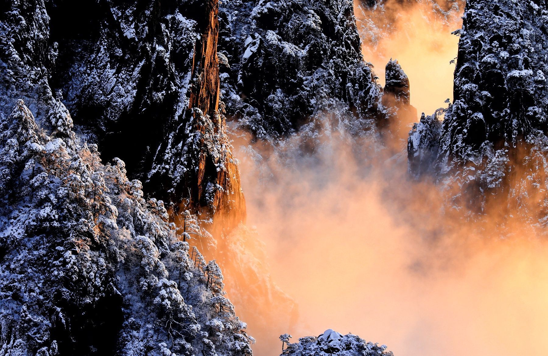 新闻记者|雪后黄山，景致频出，大美中国范