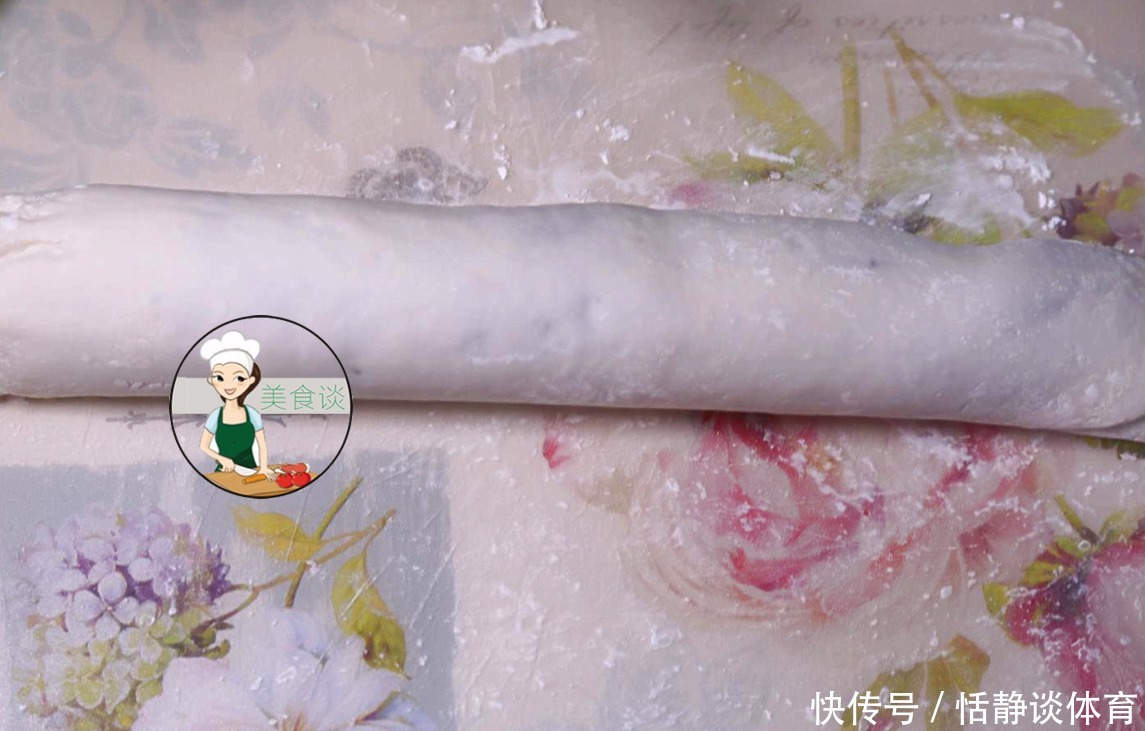 包子|此美味,我隔三差五做一次,两手一卷比包子香,每次蒸2锅不够吃