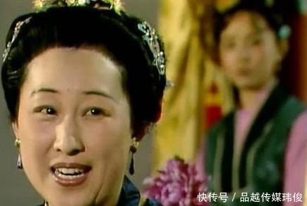 老太太|贾母为何那么喜欢薛宝琴?其实老太太是在演戏,而观众是这二人