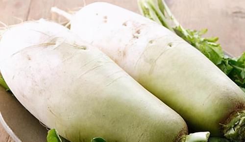 白萝卜|身体好的人都爱吃萝卜,但3类人不要吃,别住进医院还不知情
