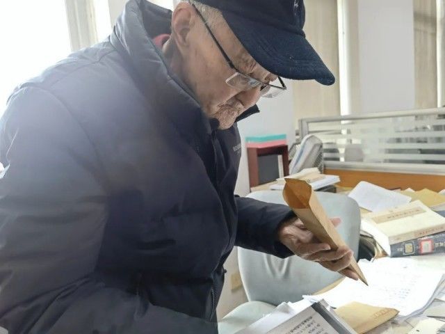 黄丕烈|99岁版本目录学家，一辈子“泡”在图书馆，被誉为“古籍活字典”