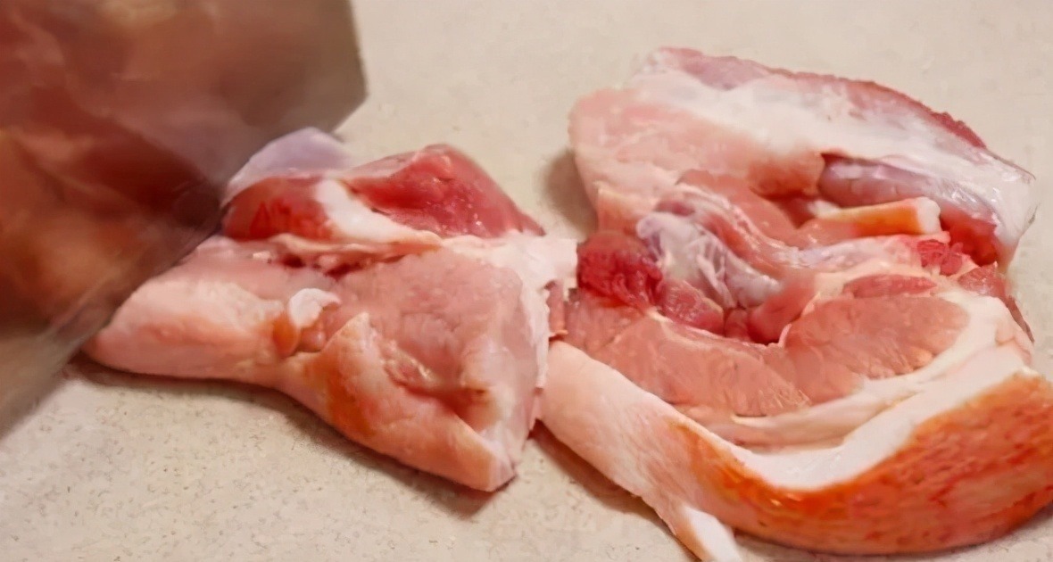猪肉买多了,别直接放冰箱,老屠夫教你1招,3个月不坏,口感鲜嫩