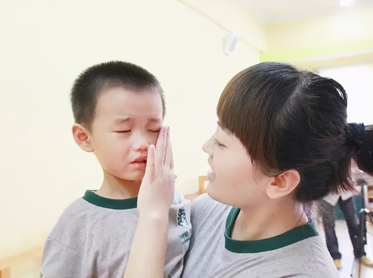 小宝宝|从幼儿园接孩子,早去接和晚去接有什么不同?造就两种不同性格